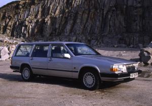 Volvo 960 Estate 1992 года